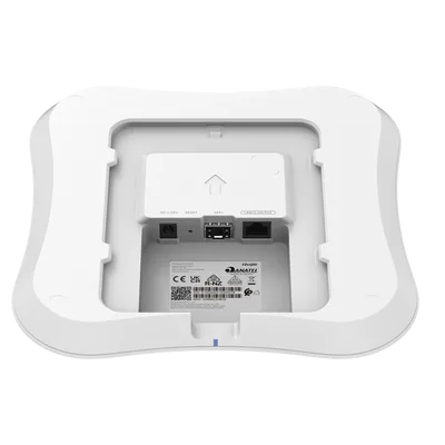 Punto de Acceso Wi-Fi 7 / Tri-Banda / BE14000 / 13 Gbps / 600 Usuarios / 2.5G PoE In + SFP+ 10G / MIMO 8x8
