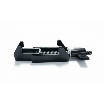 Abrazadera de Unión para Tarima / Acero / 15 x 5 cm (5.9 x 2.0 in) / 200 g / Unión entre Módulos / Compatible con Sistema YS4