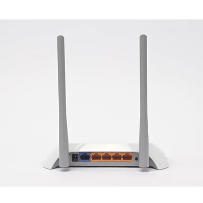 Router Inalámbrico / 300 Mbps / 2.4 GHz / 4 Puertos LAN 10/100 Mbps / 2 Antenas 5 dBi / WISP