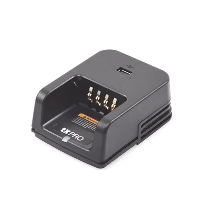Cargador de Escritorio / 4 Radios Simultáneos / Li-Ion, Ni-MH, Ni-Cd / LED Tricolor / 17V 1.2A