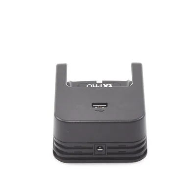 Cargador de Escritorio / 4 Radios Simultáneos / Li-Ion, Ni-MH, Ni-Cd / LED Tricolor / 17V 1.2A