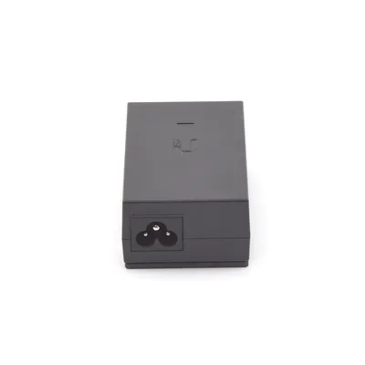 Adaptador PoE / 24 VDC / 1.0 A / Fast Ethernet 10/100 Mbps / 0 a 40 °C / 88x57x33 mm