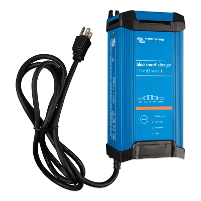 Cargador de Baterías / 12V / 15A / IP22 / Carga Inteligente 6 Etapas / Bluetooth / 100 a 200 Ah